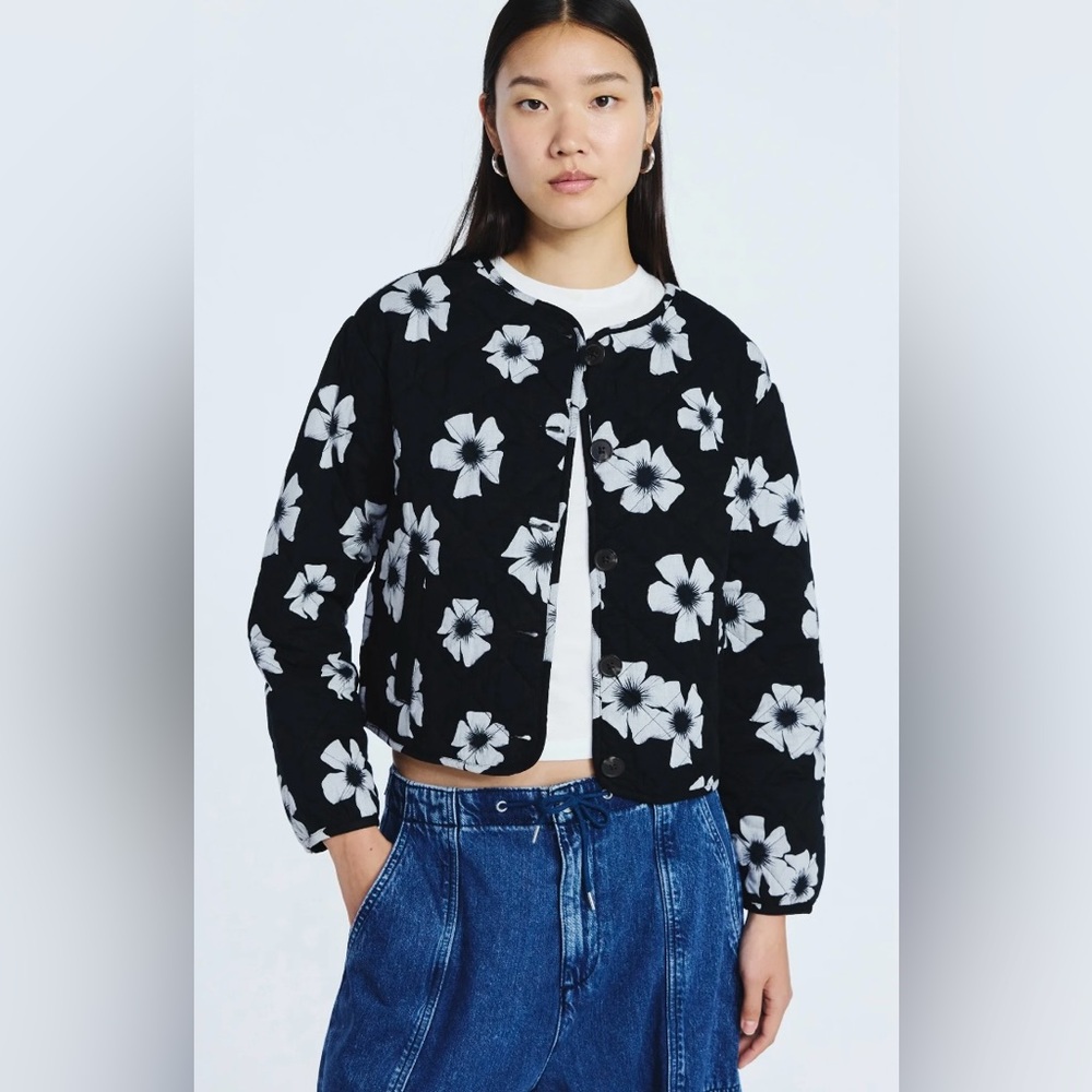 NWT Quilted Cropped Shacket Floral Black and White Women's Jacket - Picture 1 of 7